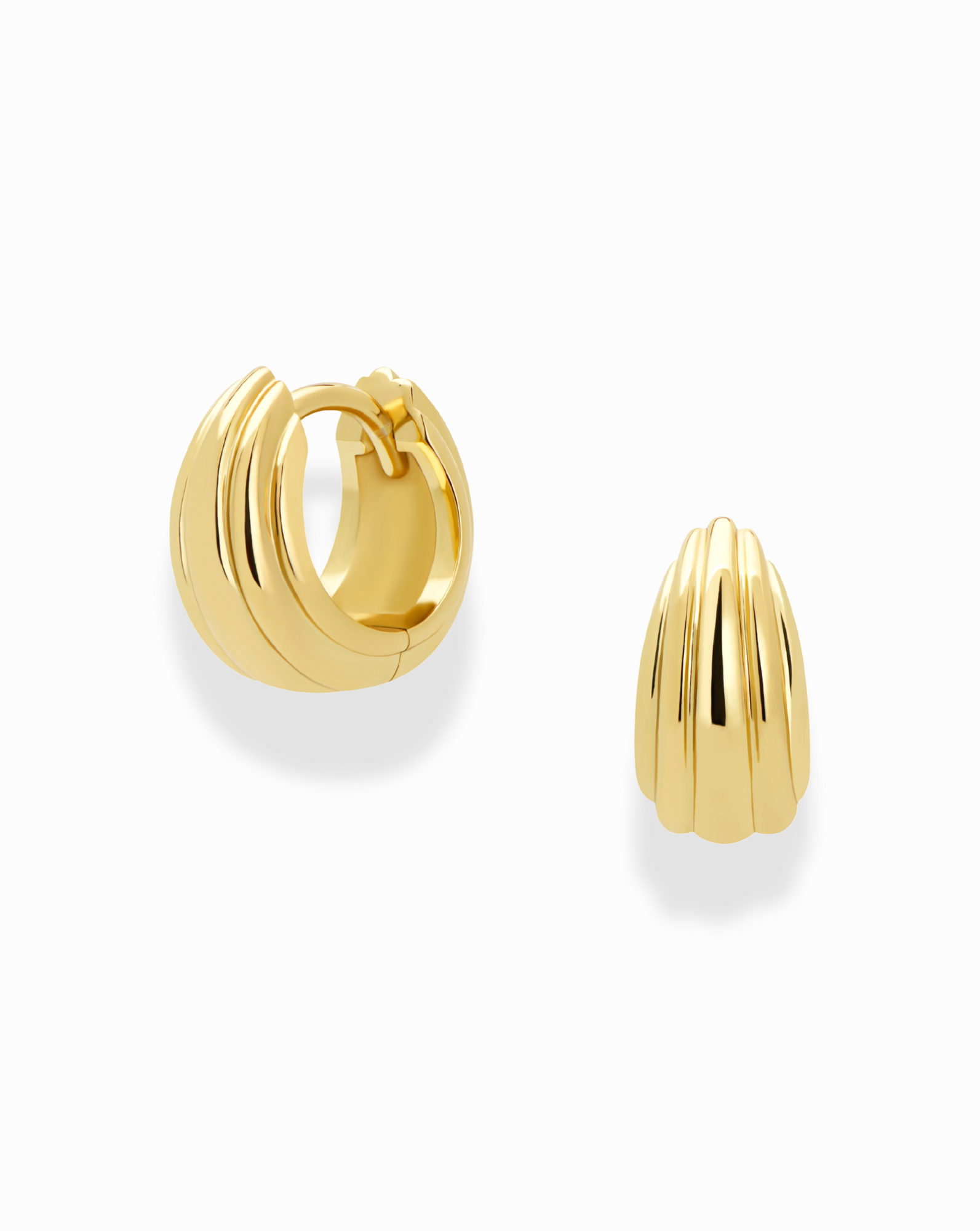 Sawyer Shell Huggies