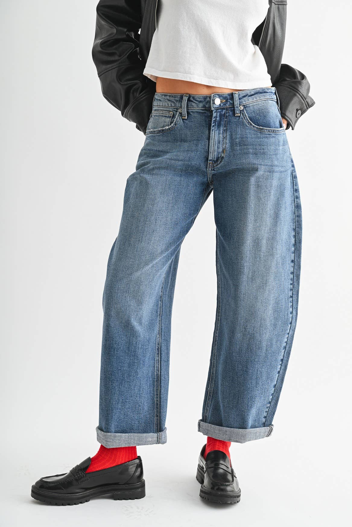 Cuffed Barrel Jean - Med Wash