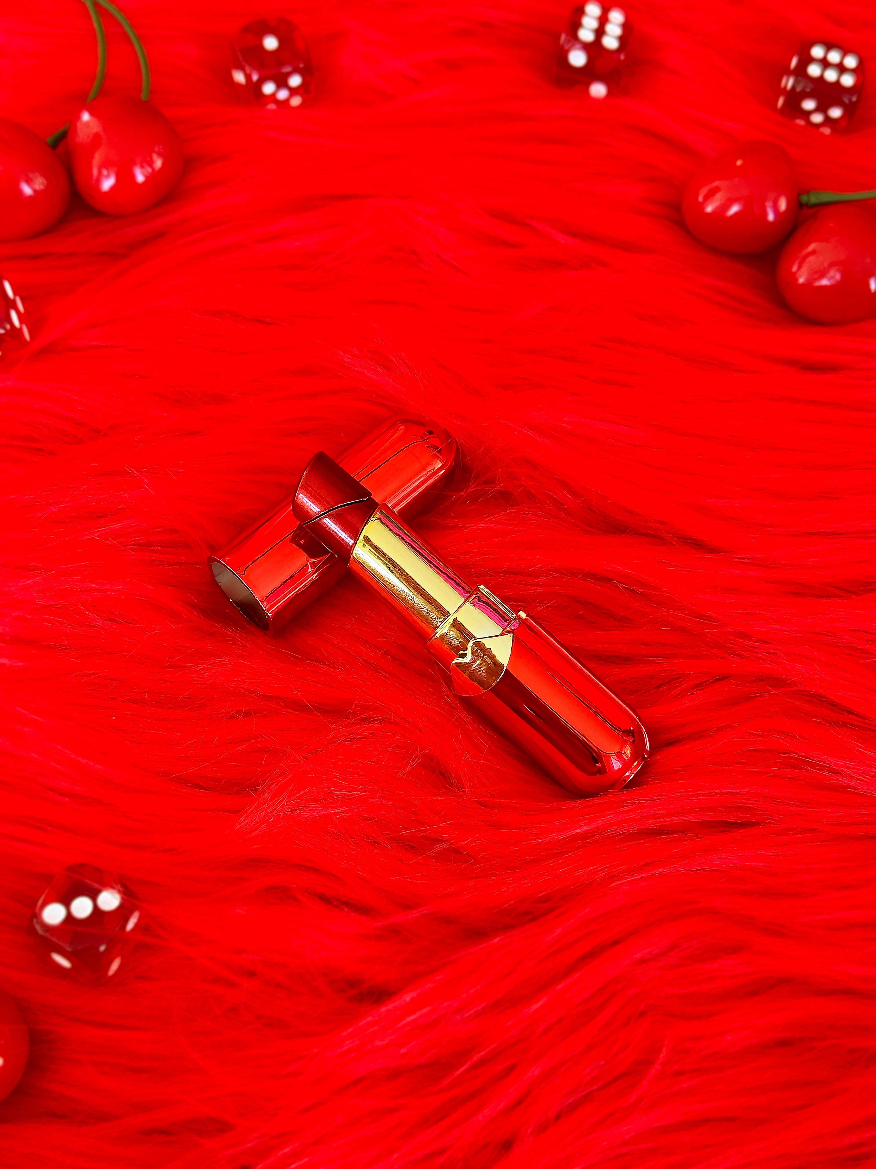 Red Lipstick Lighter w/ Lid