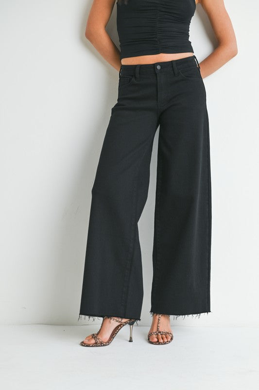Relaxed Wide Leg - Black - Downerss