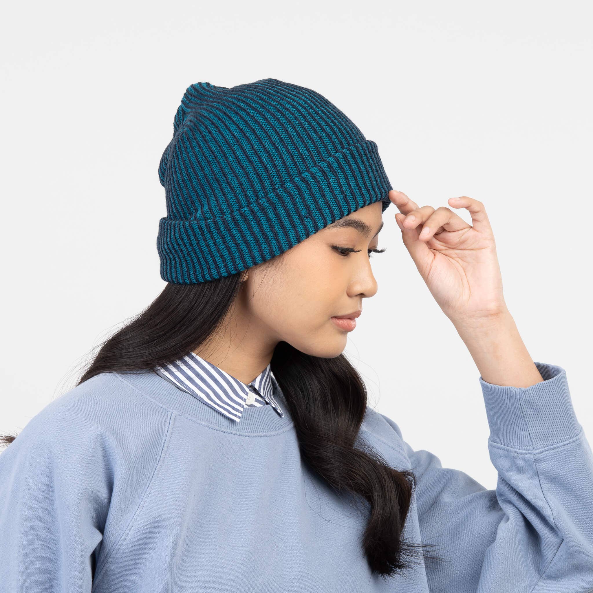 Simple Rib Knit Beanie: Navy Teal