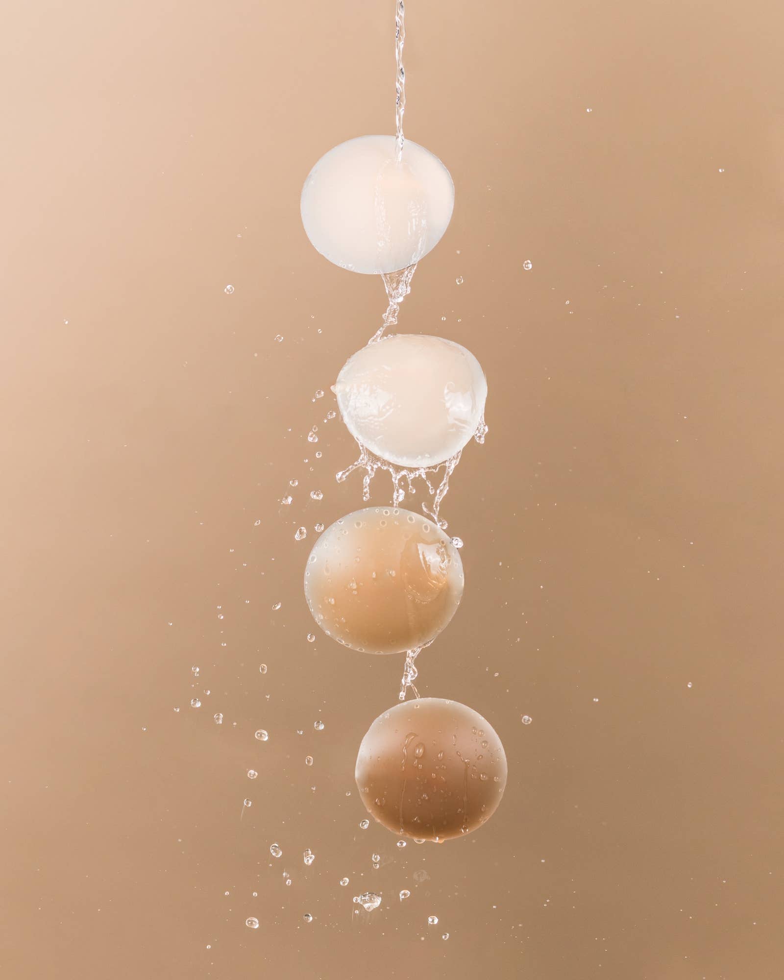 Threads - Invisible Reusable Nipple Stickies