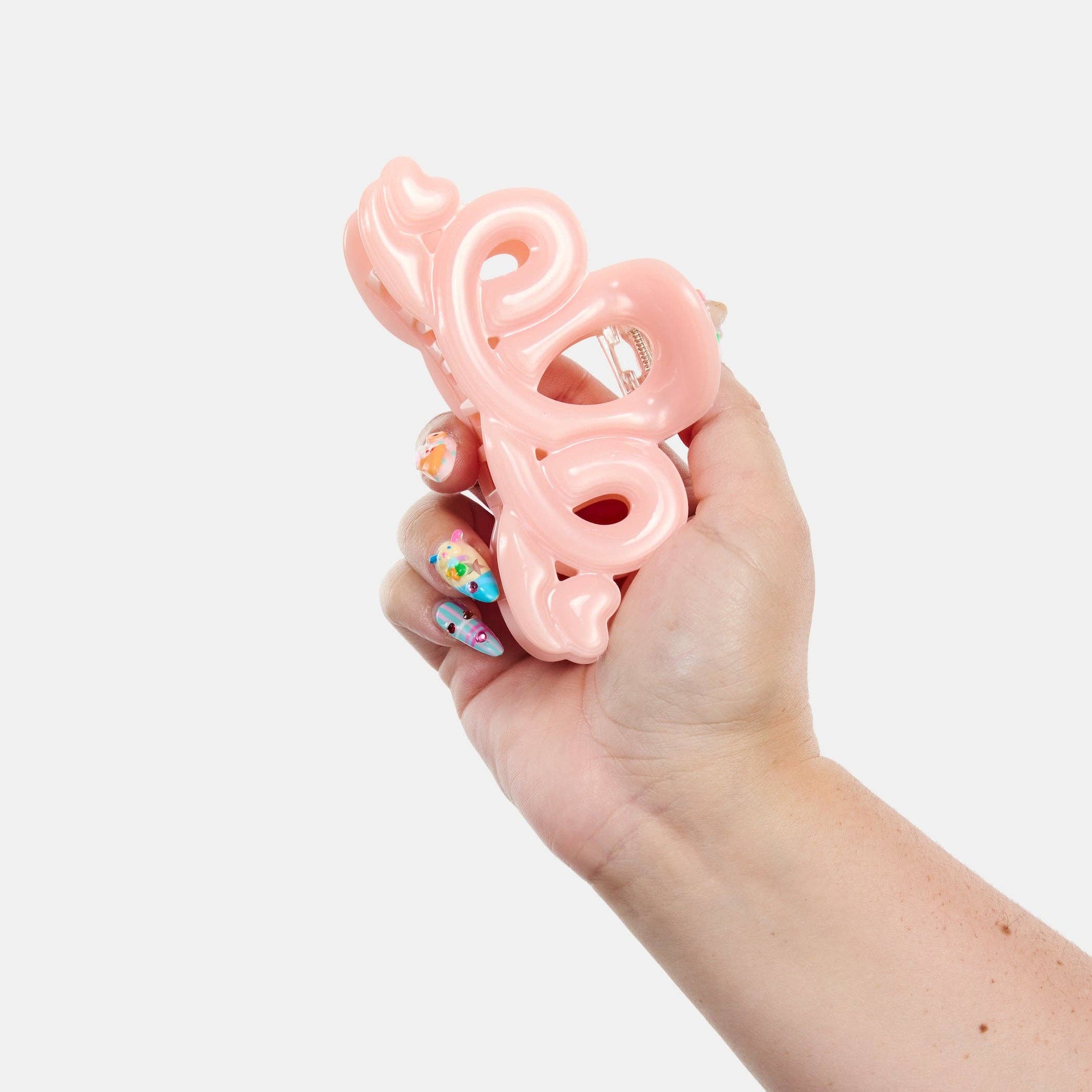 Large Heart Loop Claw in Pink