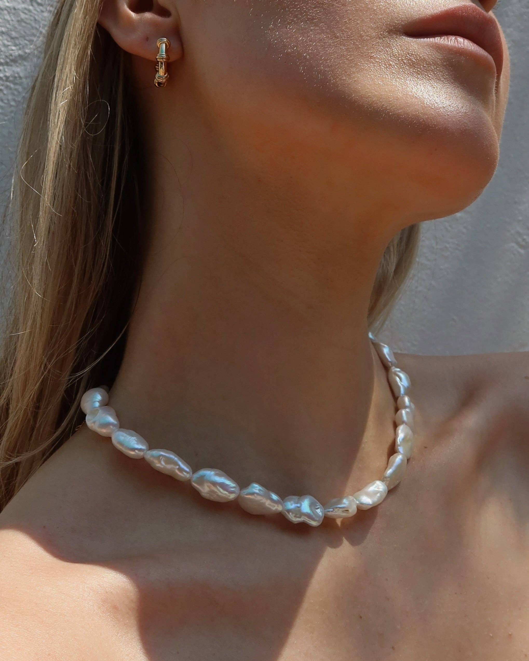 Sable Notched Hoops - Gold