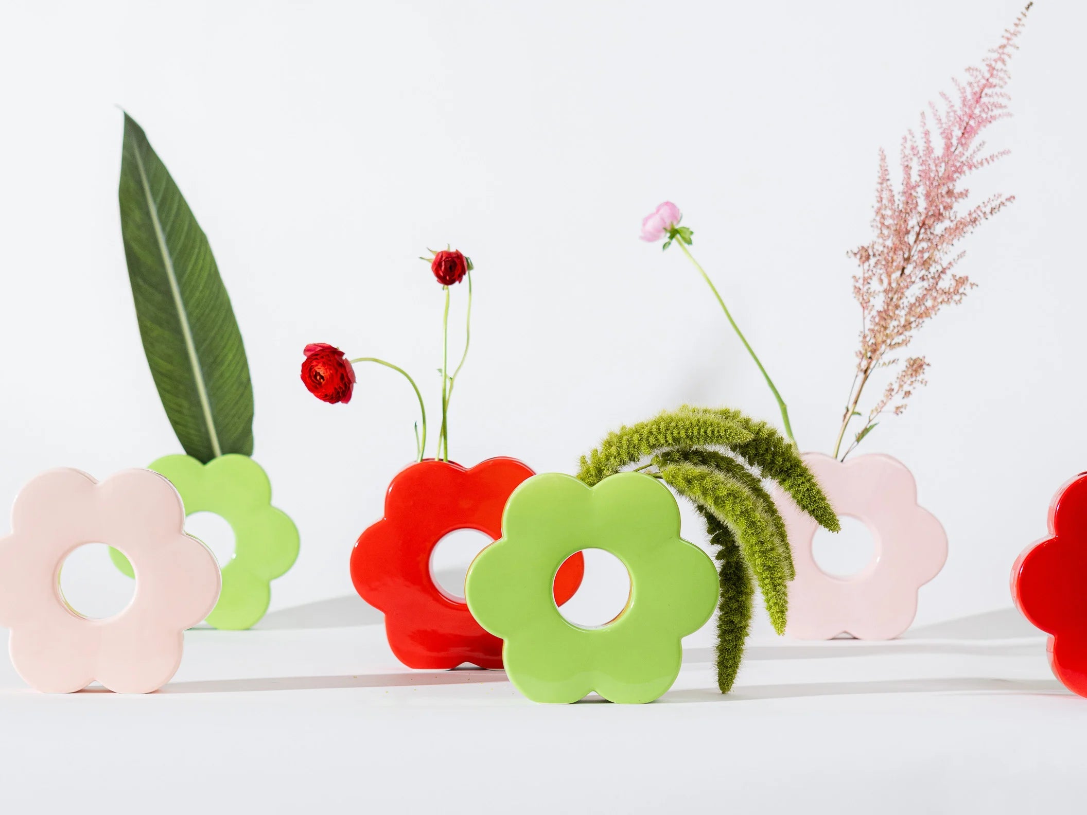 Daisy Vase - Red