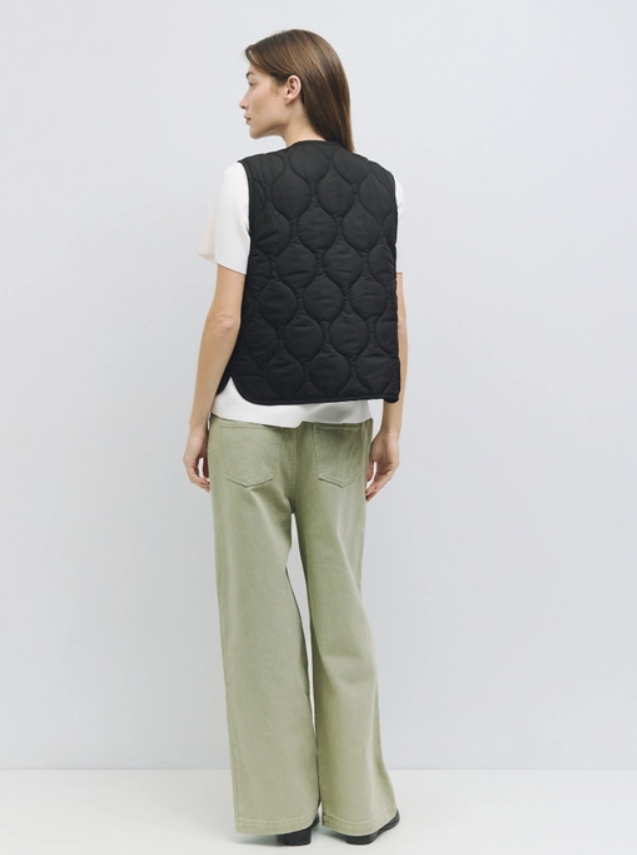 The Astrid Vest - Downerss