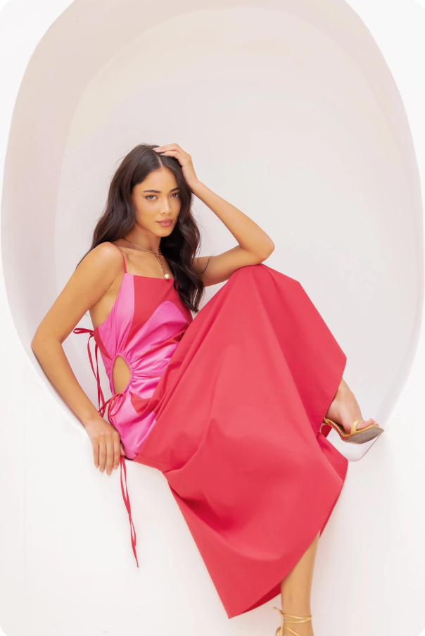 Sleeveless Side Cut-Out Flower Detail Midi Dress - Red