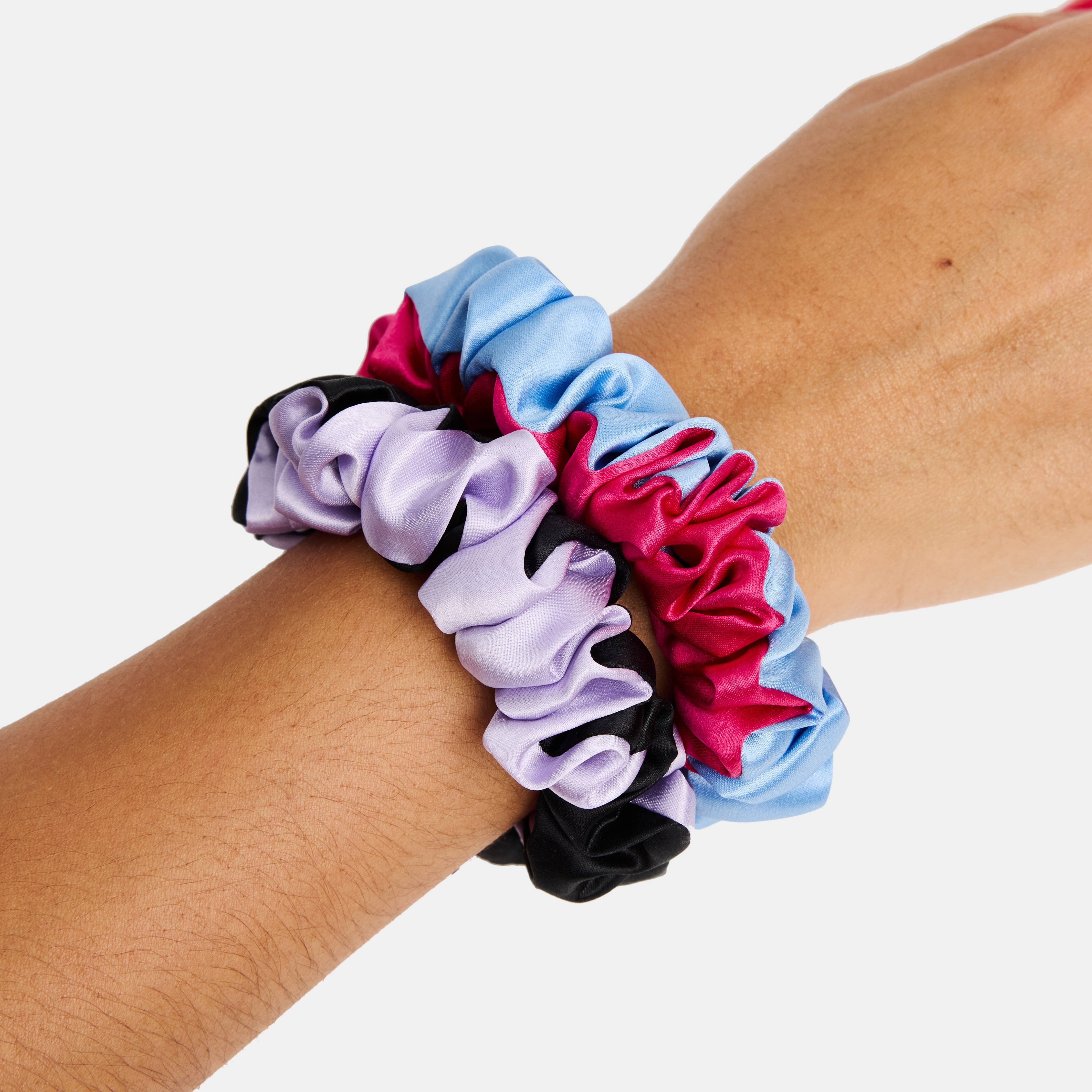 CHUNKS - Silk Scrunchies in Medium Jester