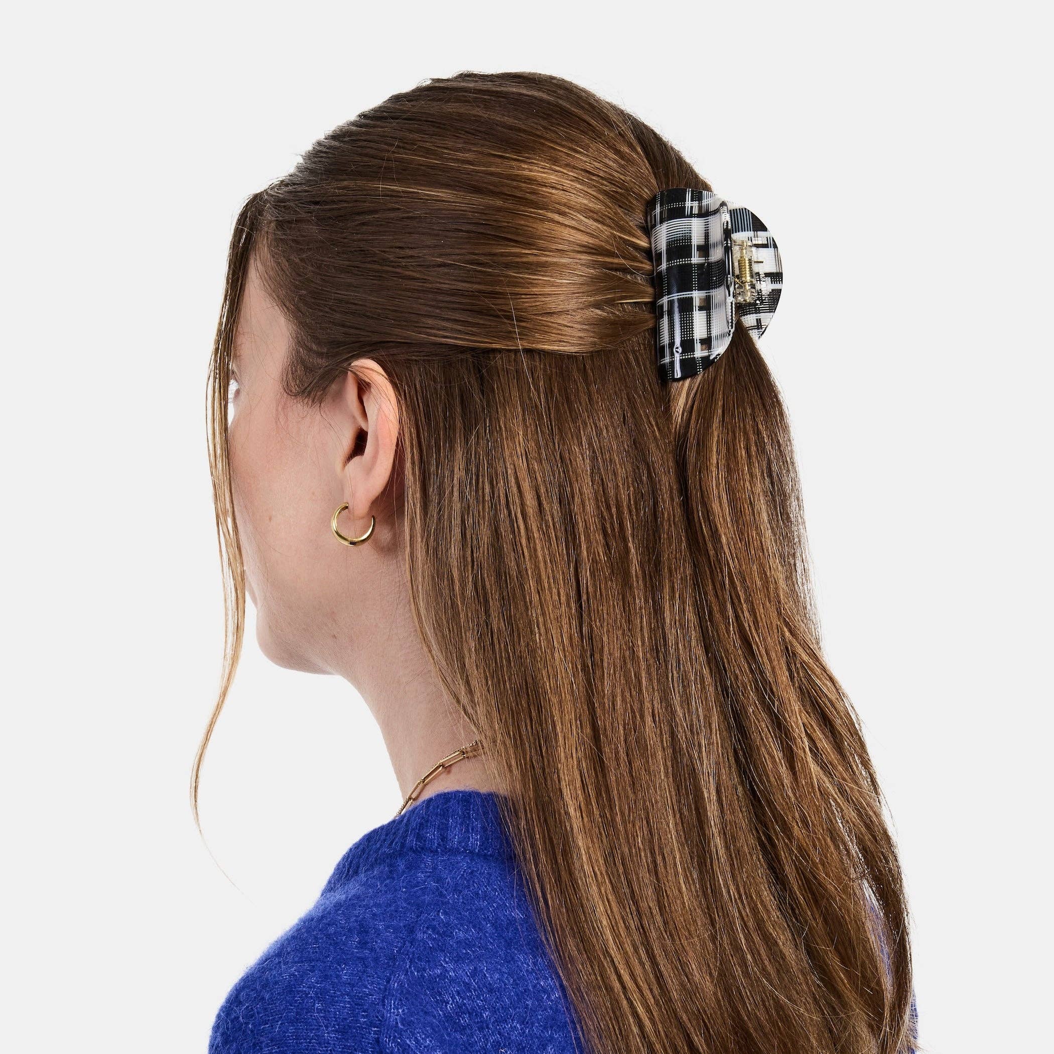Juno Claw in Black + White Plaid