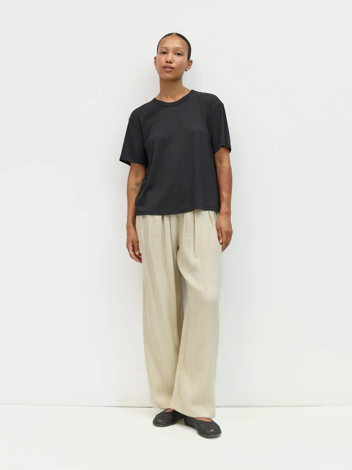 The Lee Tee - Black