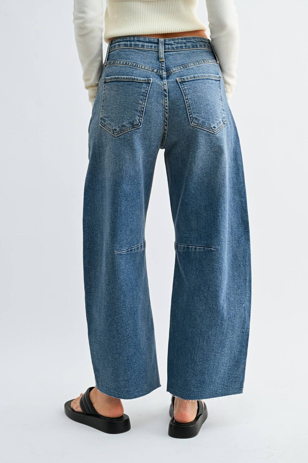 Raw Hem Barrel Jean w/ Seams - Medium Wash
