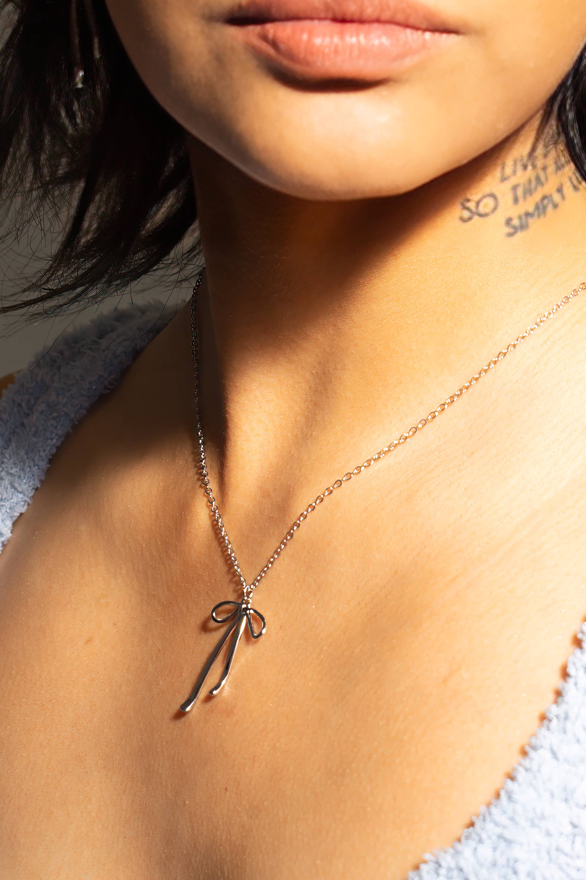 Peter and June - Bad to the Bow Necklace - Silver Plated