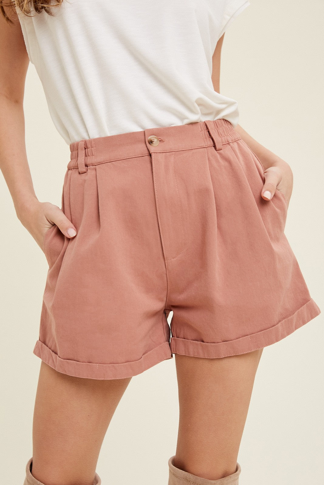 Cuffed Linen Shorts - Light Clay