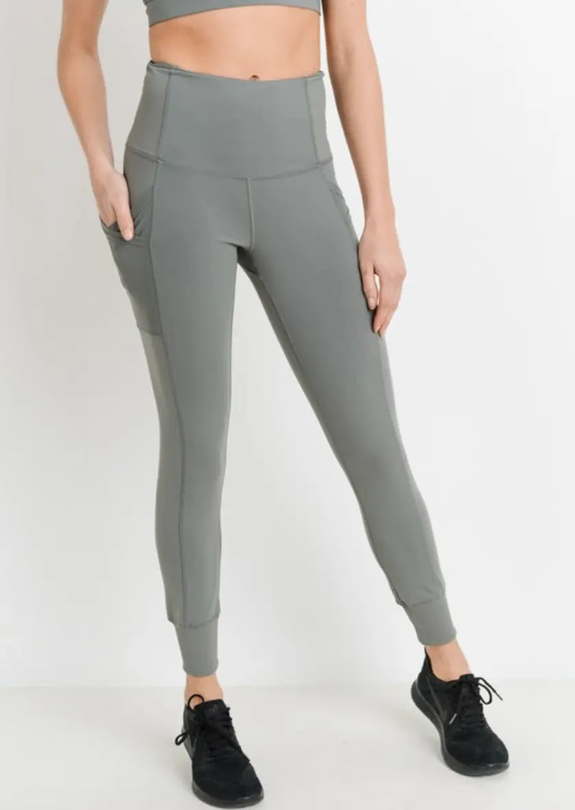 green high-waisted overlay side-pocket leggings