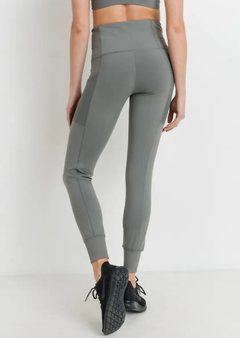 green high-waisted overlay side-pocket leggings