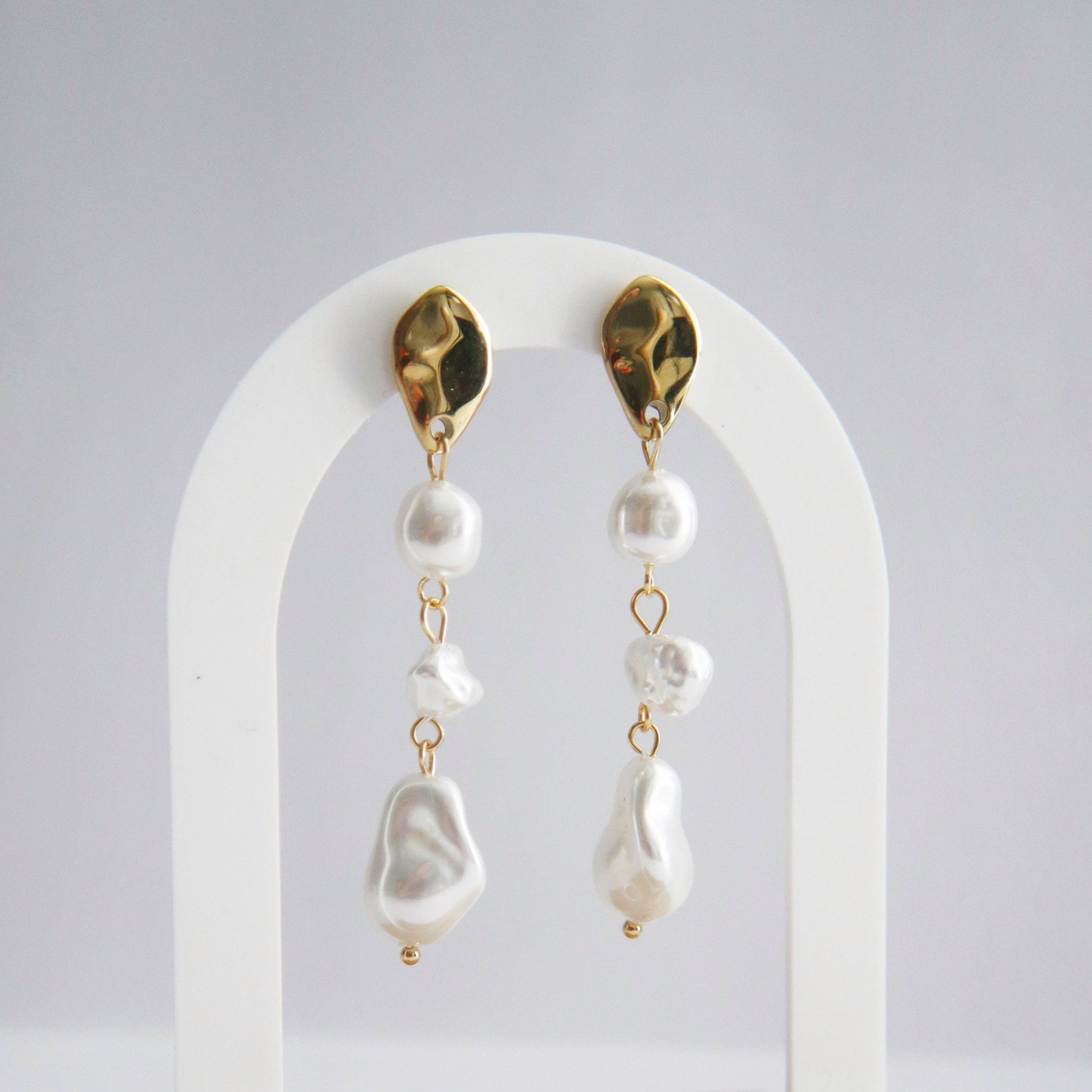 Lune Baroque Pearl Earrings