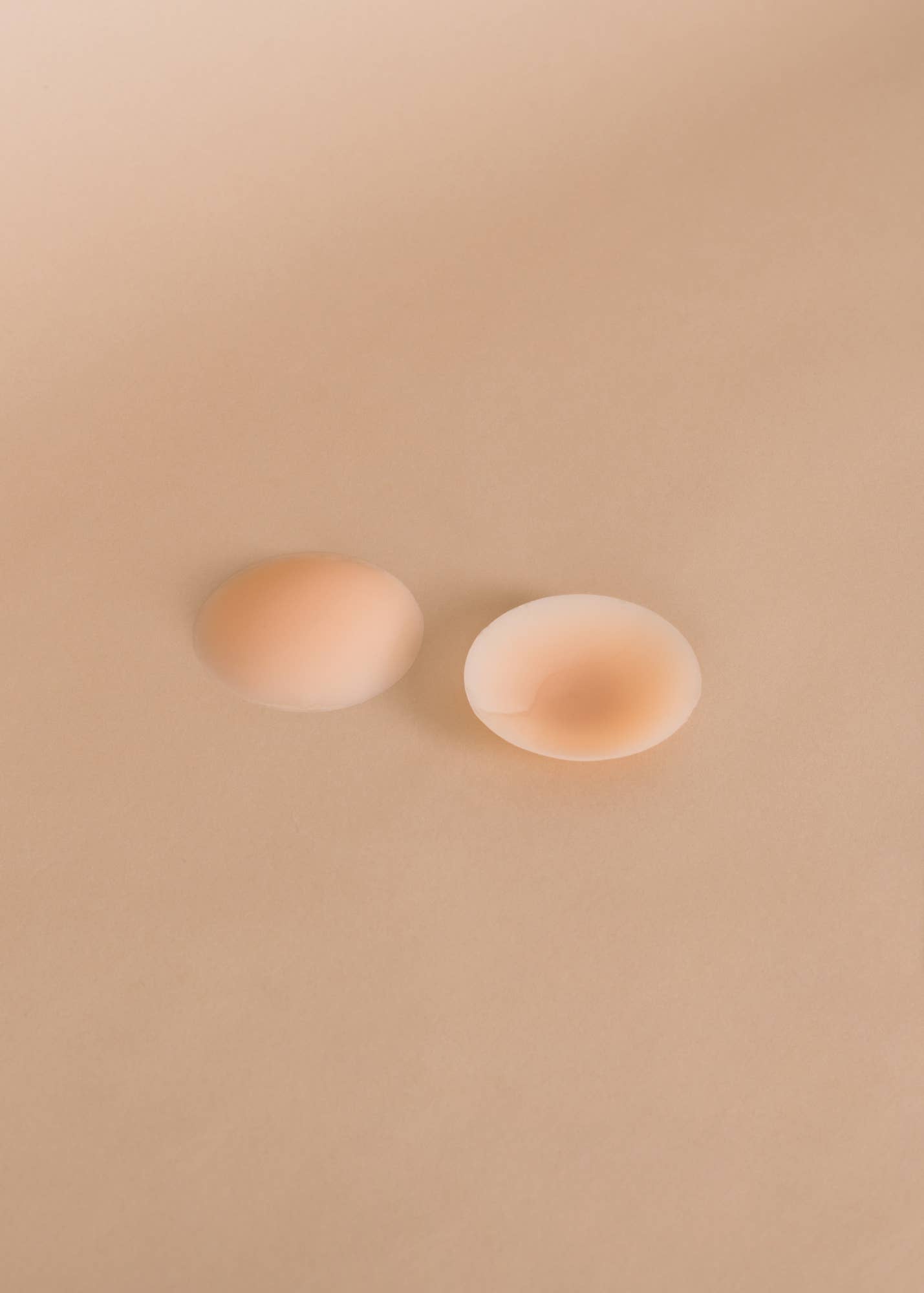 Threads - Invisible Reusable Nipple Stickies