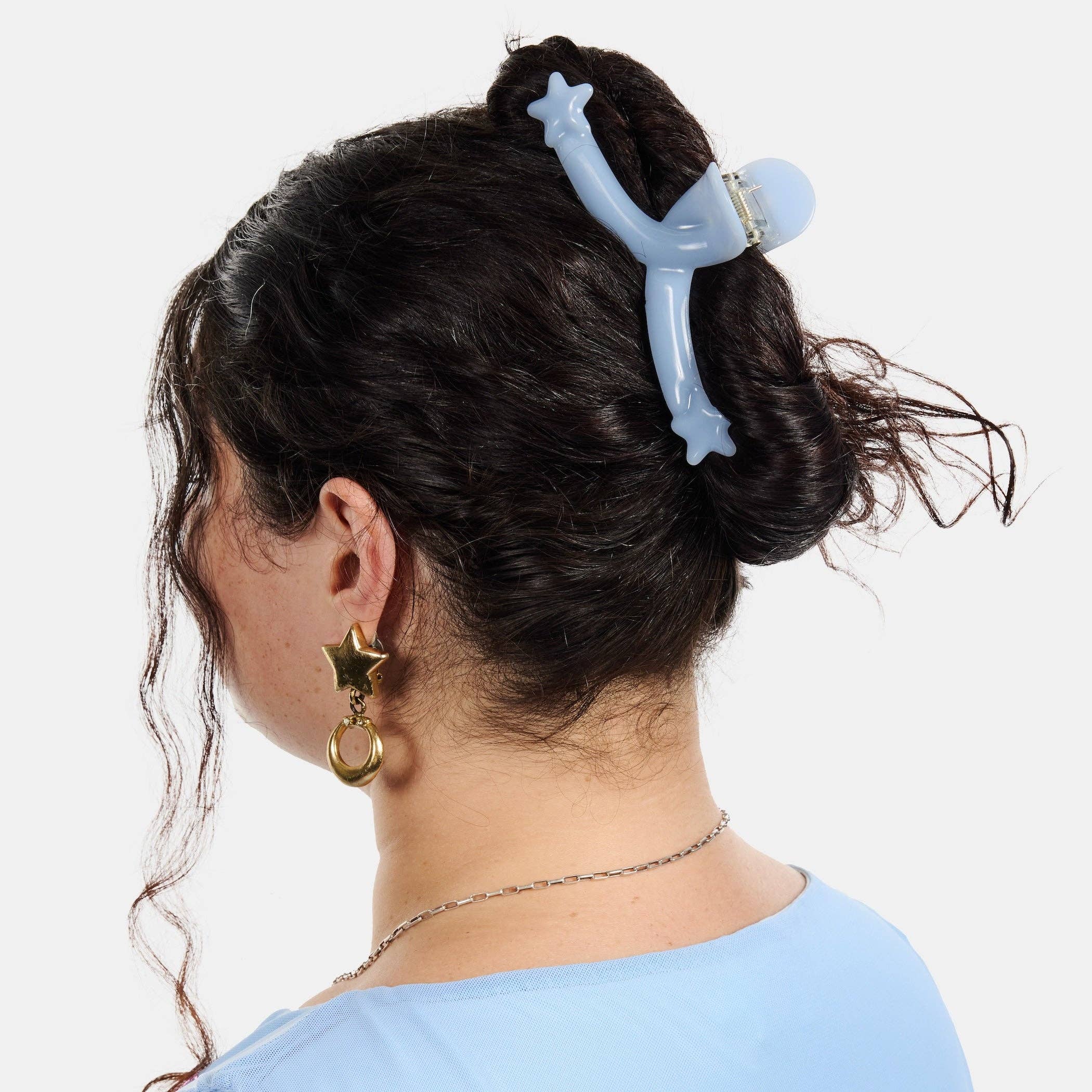 Single Star Loop Claw in Baby Blue