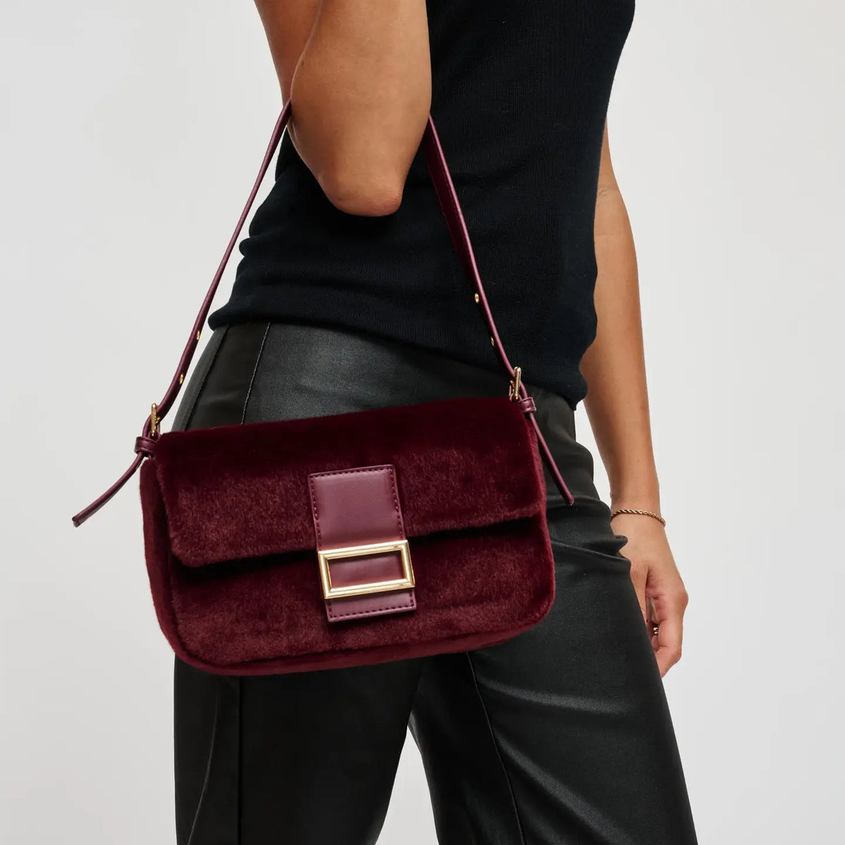 Beverly - Burgundy Faux Fur Shoulder Bag