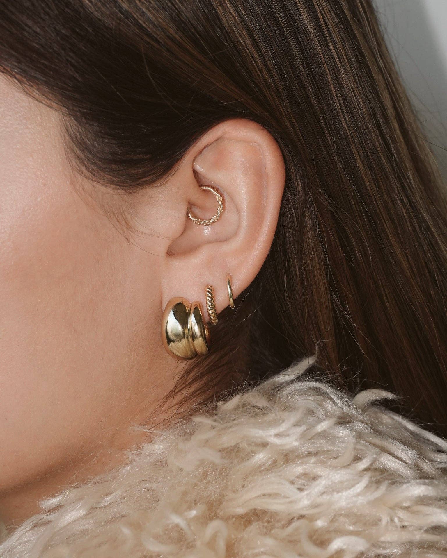 Grande Sofie Volume Hoops - Gold