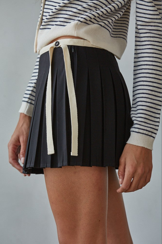 Woven Cotton Pleated Mini Skort