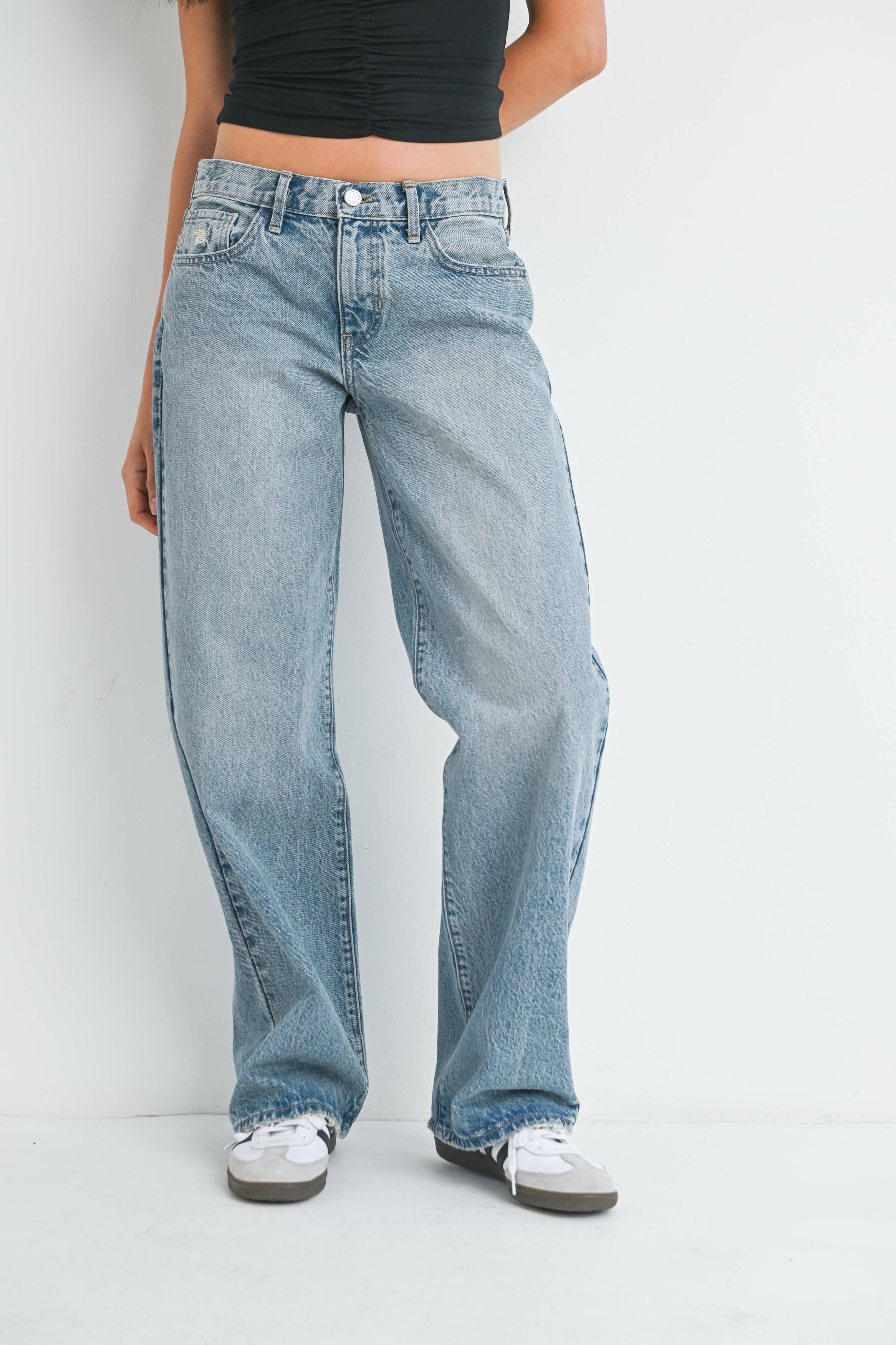 Vintage Light Wash Low Rise Baggy Slouch Jean