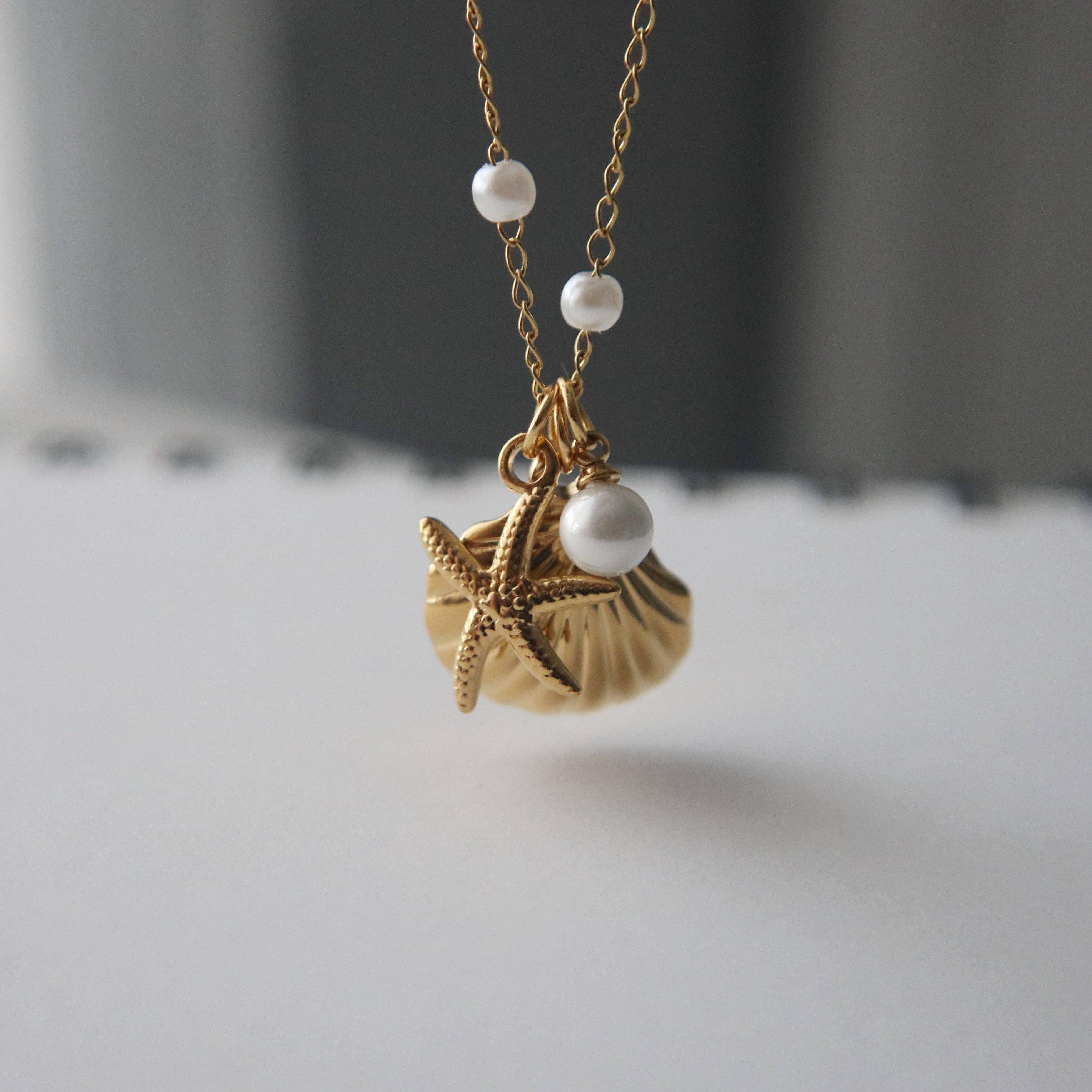 By the Shore Necklace | Shell and Star Pendant