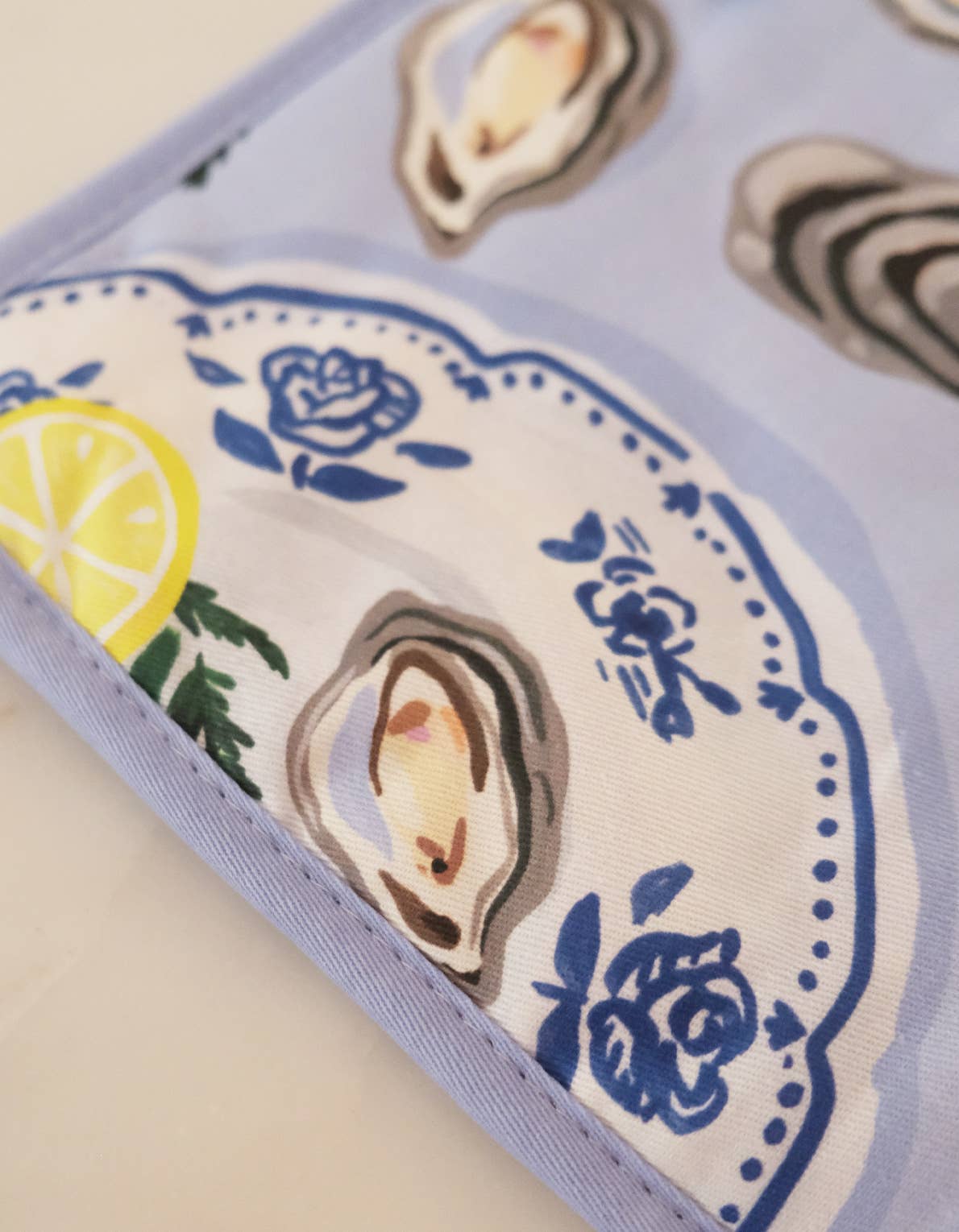 Oysters Cotton Oven Mitt + Pot Holder Set