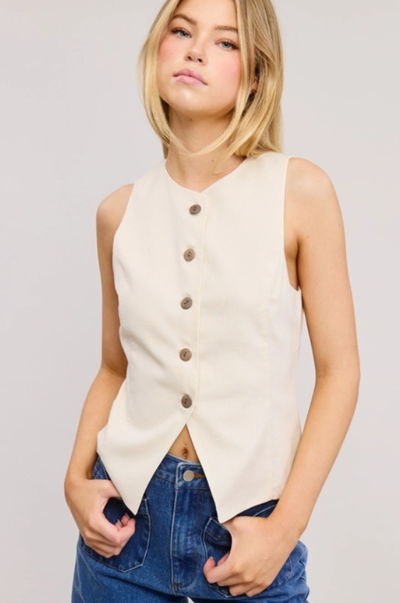 Round-Neck Sleeveless Buttoned Vest