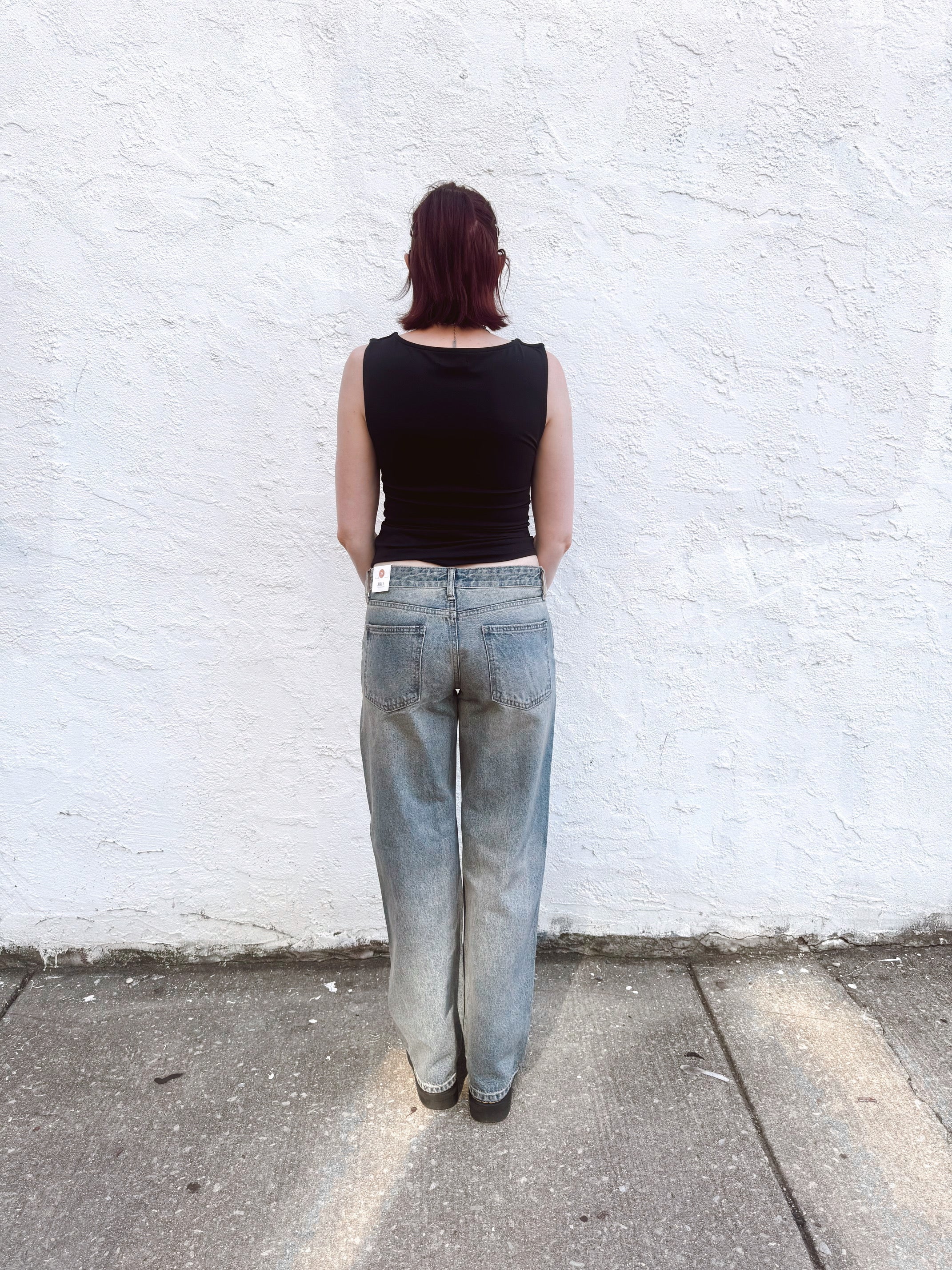 Low Rise Relaxed Straight Leg Jeans - Tint