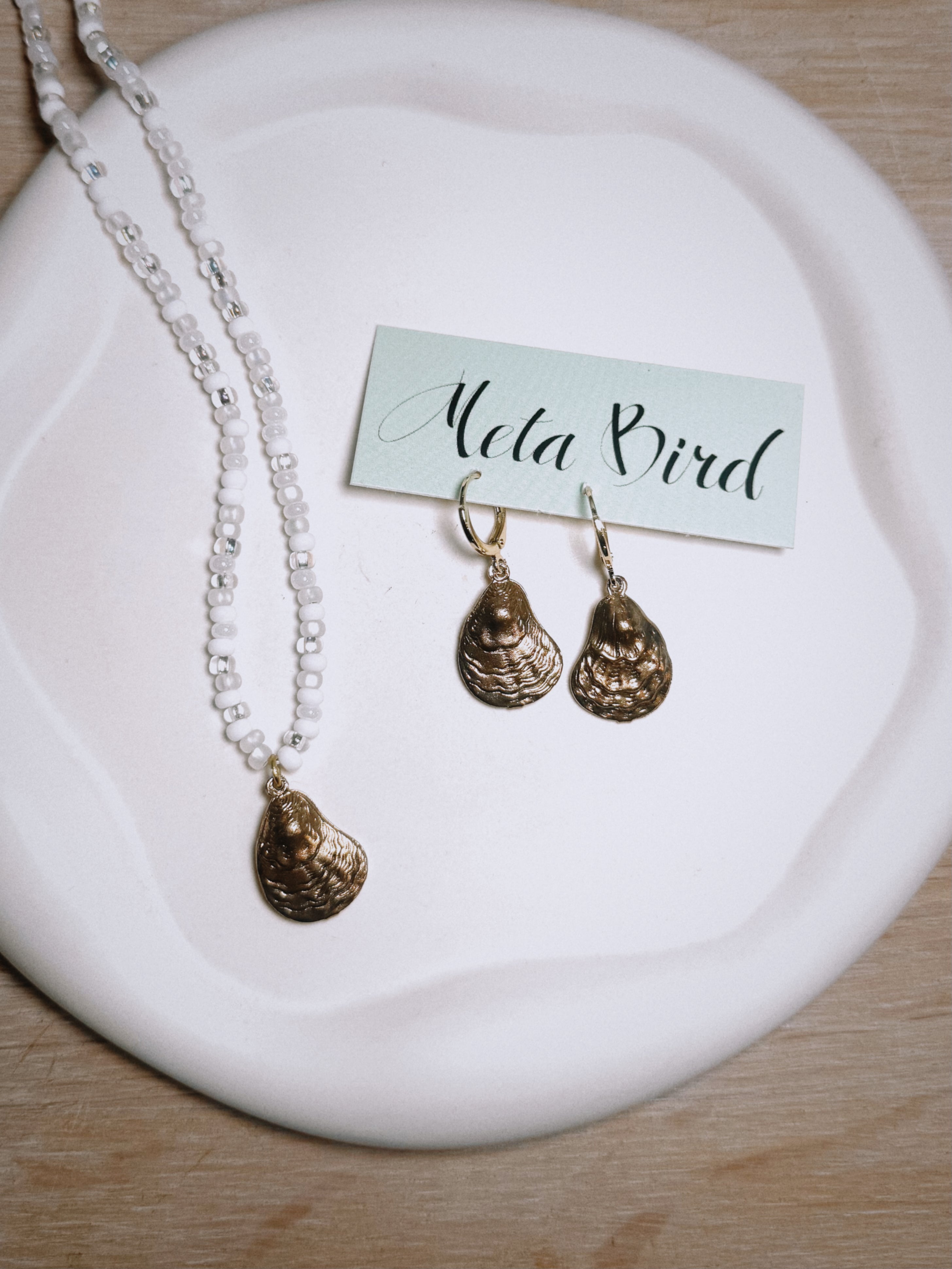 Beaded Oyster Necklace - Gold