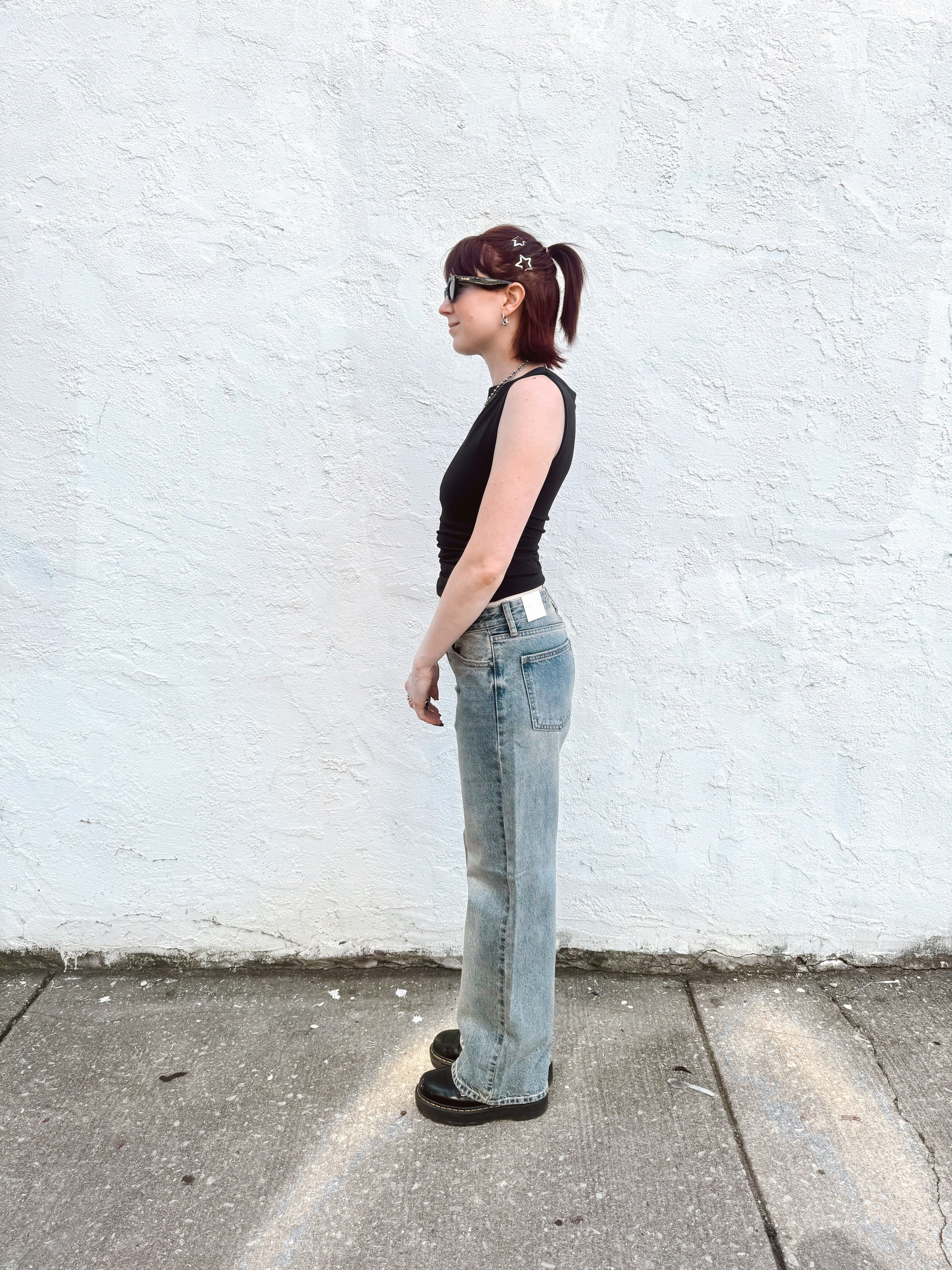 Low Rise Relaxed Straight Leg Jeans - Tint