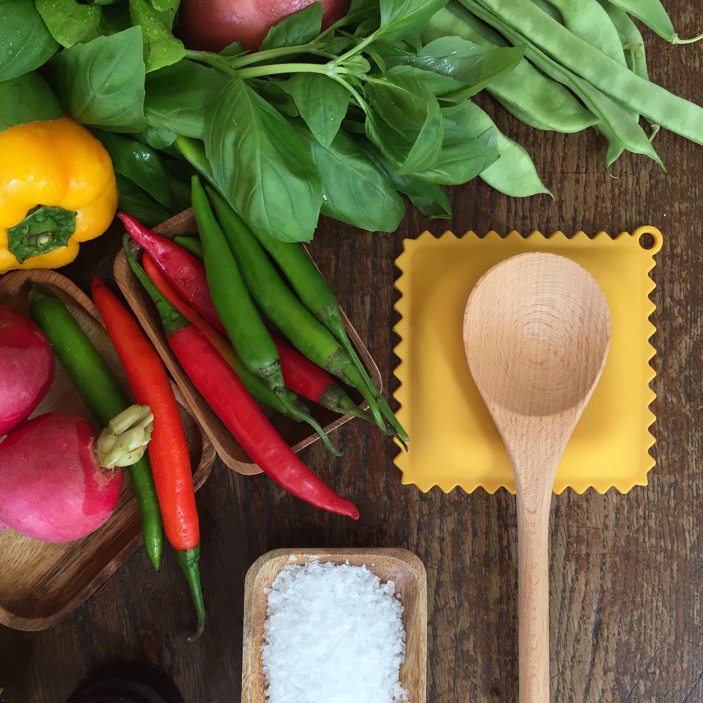 Monkey Business Design USA LLC - Ravioli | Silicone Spoon Rest 
