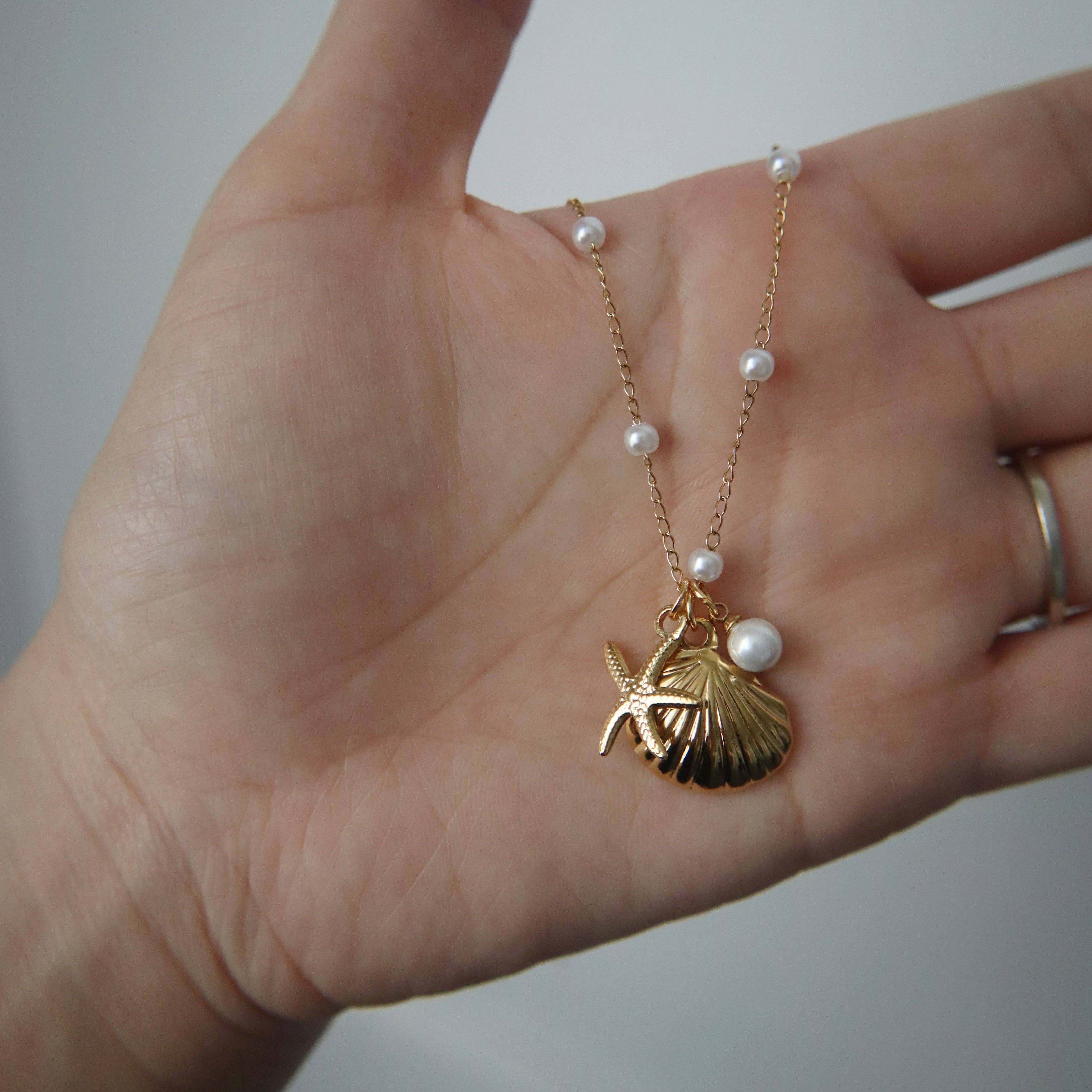 By the Shore Necklace | Shell and Star Pendant