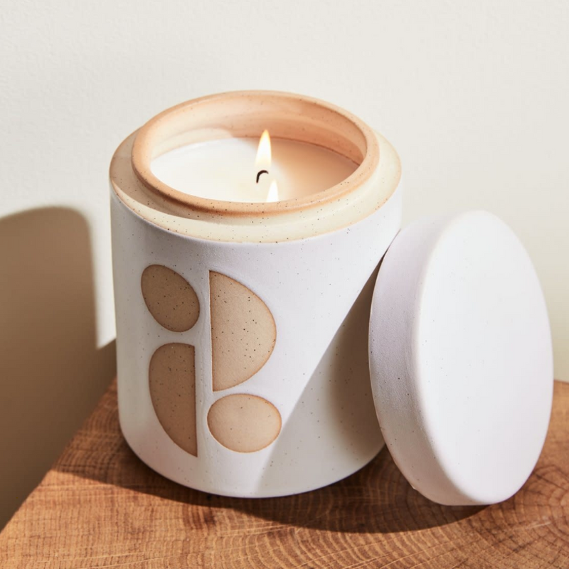 Tobacco Flower Ceramic Soy Candle - Form