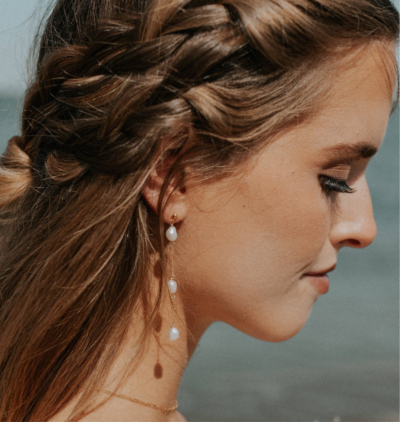 Gold Shoreline Earrings